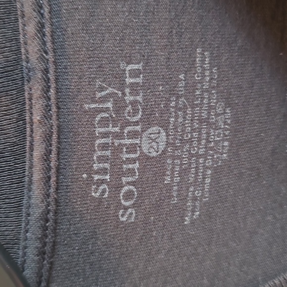 Simply Southern Black Long Sleeve Tee EUC - Picture 5 of 6
